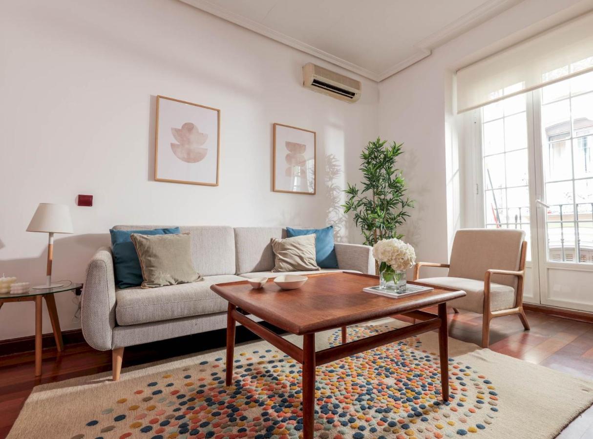 One Bedroom Apartment In Chueca Мадрид Экстерьер фото