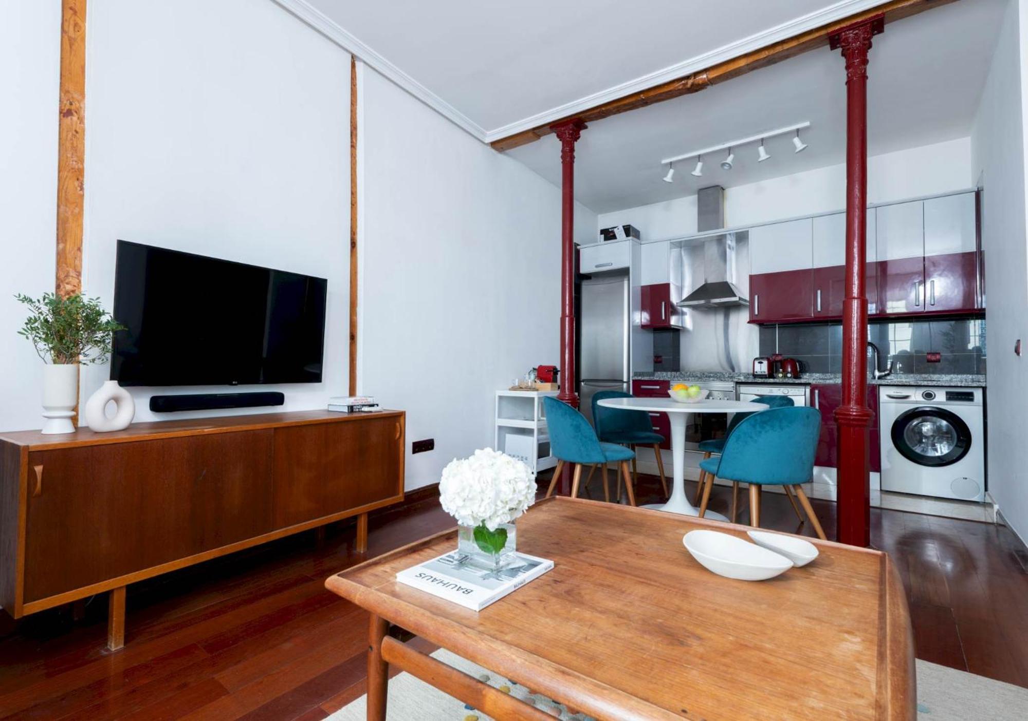 One Bedroom Apartment In Chueca Мадрид Экстерьер фото